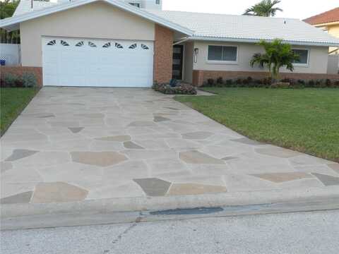 2720 HIBISCUS DRIVE W, BELLEAIR BEACH, FL 33786