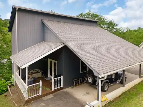 216 Happy Valley, Hazard, KY 41701