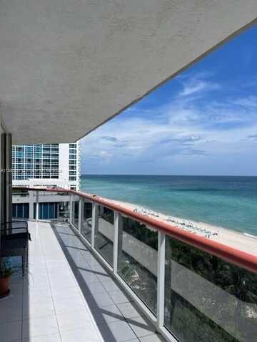 6767 Collins Ave, Miami Beach, FL 33141