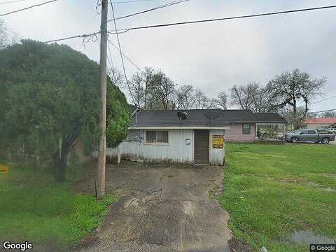 Austin St, Bay City, TX 77417