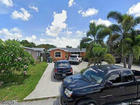 12Th, PEMBROKE PINES, FL 33024