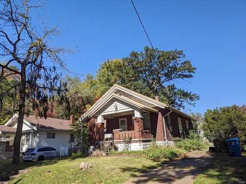 Louisa, SAINT LOUIS, MO 63135