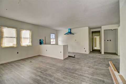 Irving, DENVER, CO 80219