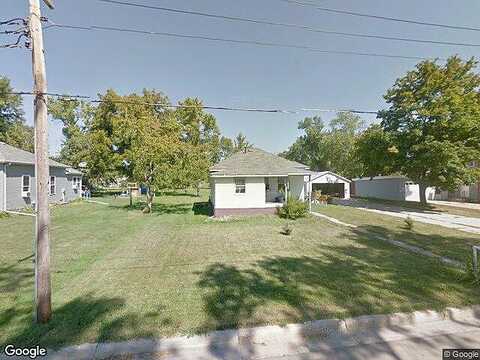 Oak St, Tyler, MN 56178