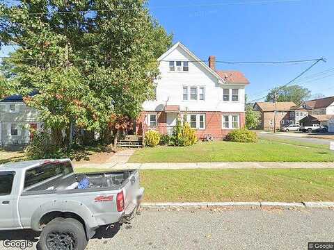 Knollwood St, Springfield, MA 01104