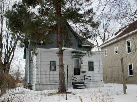 Main, PARIS, IL 61944