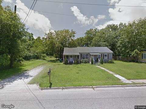 1/2 Live Oak Ave, Pascagoula, MS 39567