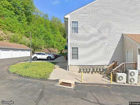 Arganese Place #1216, Trumbull, CT 06611