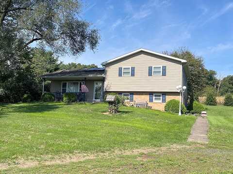 Middle, CATAWISSA, PA 17820