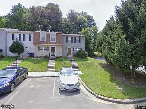 Adeline, CAPITOL HEIGHTS, MD 20743