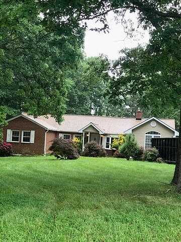 Grosstown, HUGHESVILLE, MD 20637