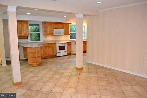 Waller, HUNTINGDON VALLEY, PA 19006