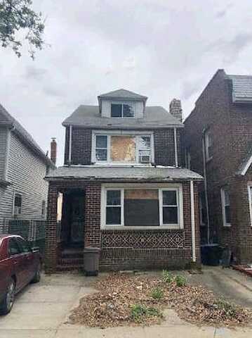 20Th Rd, Flushing, NY 11357