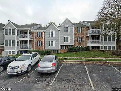 Greenbriar Circle 1-1476, Pikesville, MD 21208