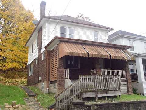 E Virgina Ave, Munhall, PA 15120