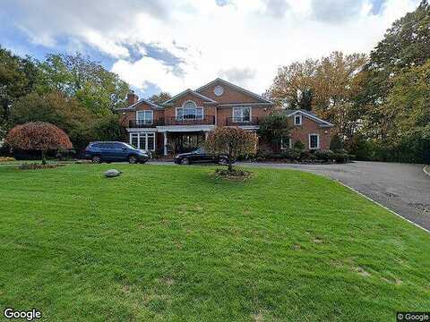Woodhollow, ROSLYN HEIGHTS, NY 11577