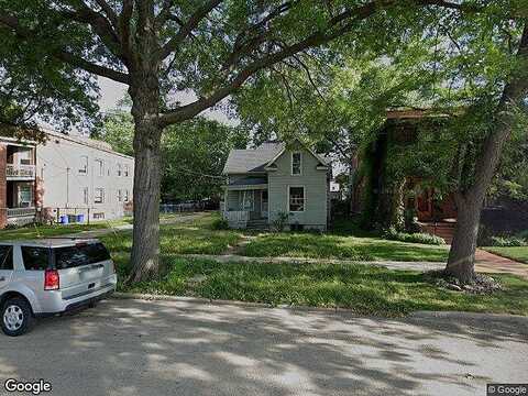 12Th, ROCKFORD, IL 61104