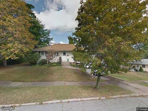 41St St, Erie, PA 16509