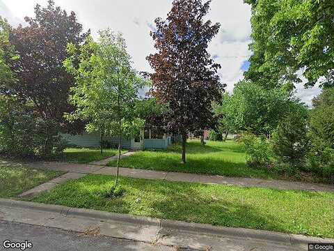 Reaney Avenue E, Saint Paul, MN 55106