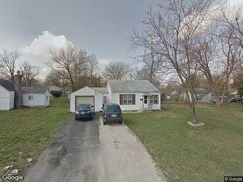 Taylor Ave, Decatur, IL 62526