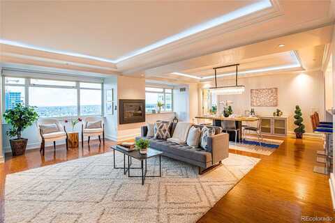 Curtis, DENVER, CO 80202