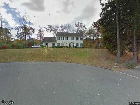 Pond Valley, NAUGATUCK, CT 06770