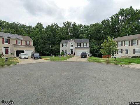 Maemoore, DISTRICT HEIGHTS, MD 20747