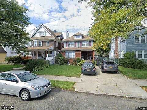 224 20 141St Ave, Laurelton, NY 11413