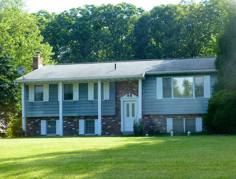 Woodglen, BIRDSBORO, PA 19508