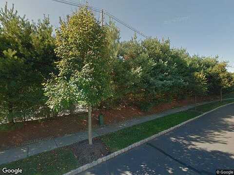 Old Millstone Drive 14, Hightstown, NJ 08520