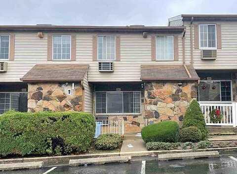 Holiday Way Unit 48, Staten Island, NY 10314