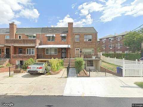 78Th St, East Elmhurst, NY 11370