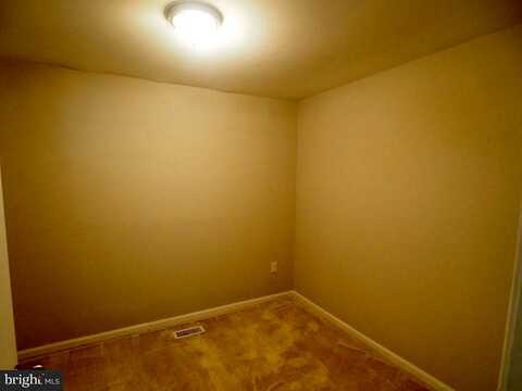 Walgrove, REISTERSTOWN, MD 21136