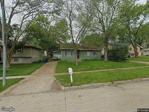 40Th, DES MOINES, IA 50317