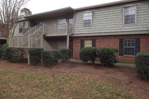 Country Club Rd Apt E, Winston Salem, NC 27104