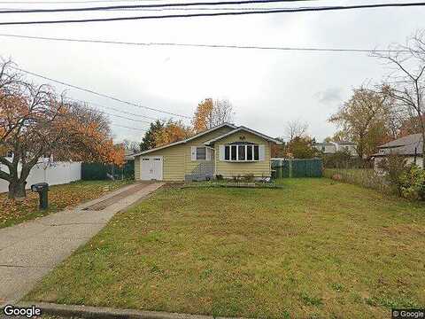 Elm, CENTRAL ISLIP, NY 11722