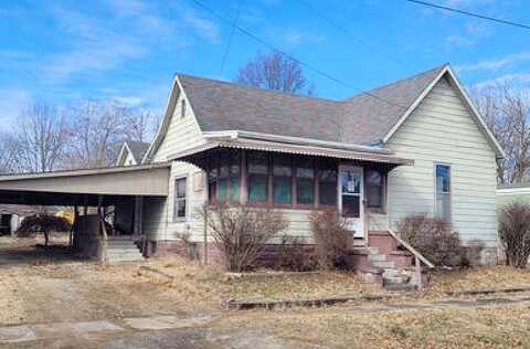 6Th, FAIRFIELD, IL 62837