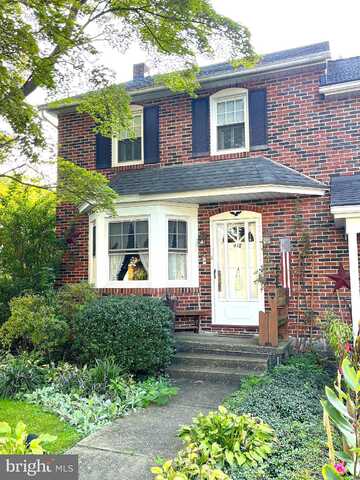 S Cherry Street, Lititz, PA 17543