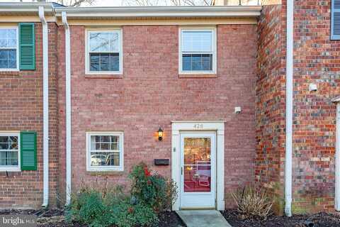 Greenbrier Court 426, Fredericksburg, VA 22401