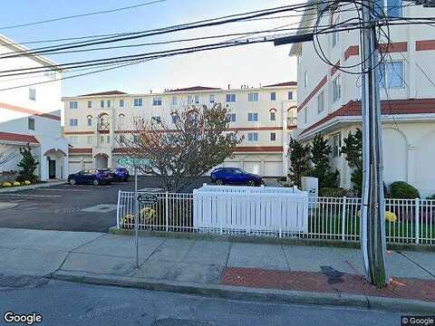 Oceanfront Street #208, Long Beach, NY 11561