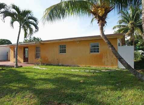 195Th, MIAMI GARDENS, FL 33055