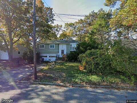 Joyce, RIVERHEAD, NY 11901