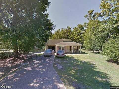 Bch St, OCEAN SPRINGS, MS 39564