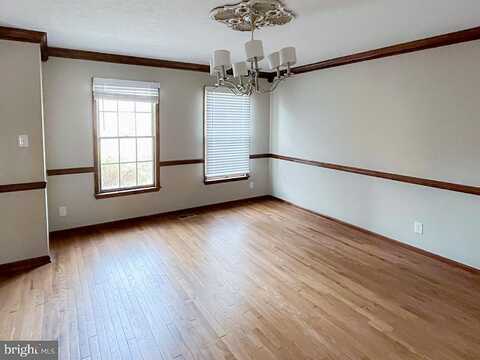 Berkshire, SEWELL, NJ 08080