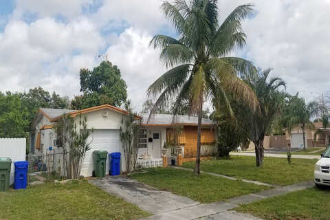 1St, PEMBROKE PINES, FL 33023