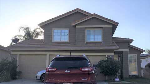 Tiara, HIGHLAND, CA 92346