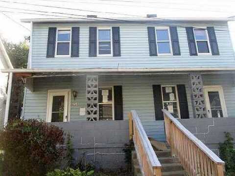 762 764 School St, Moon/Crescent Township, PA 15046