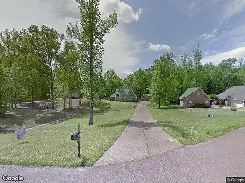 Savannah, OLIVE BRANCH, MS 38654