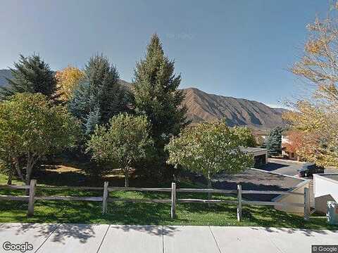 Donegan Road D, Glenwood Springs, CO 81601