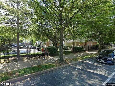 Town Center Circle 4-312, Upper Marlboro, MD 20774